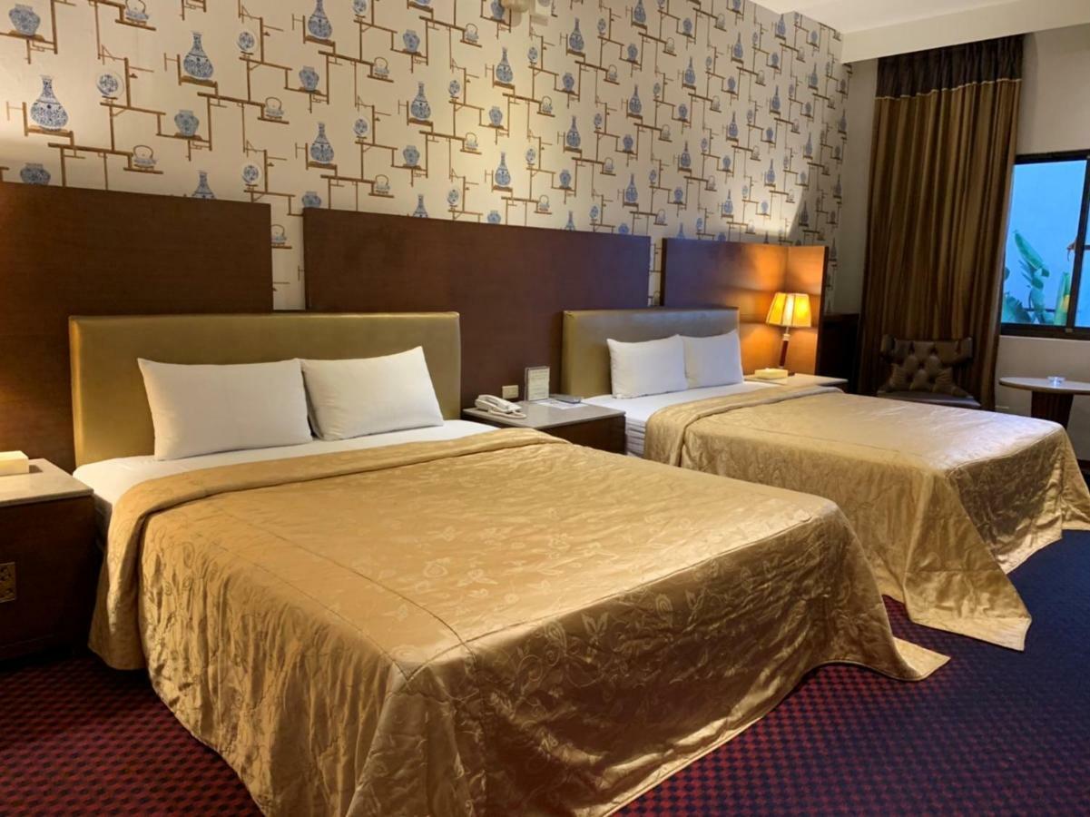 Li-Gin Motel Chiayi Eksteriør billede
