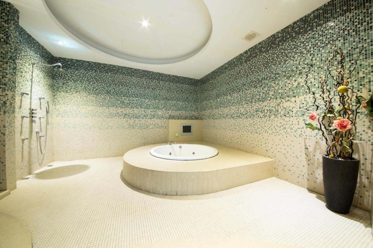 Li-Gin Motel Chiayi Eksteriør billede