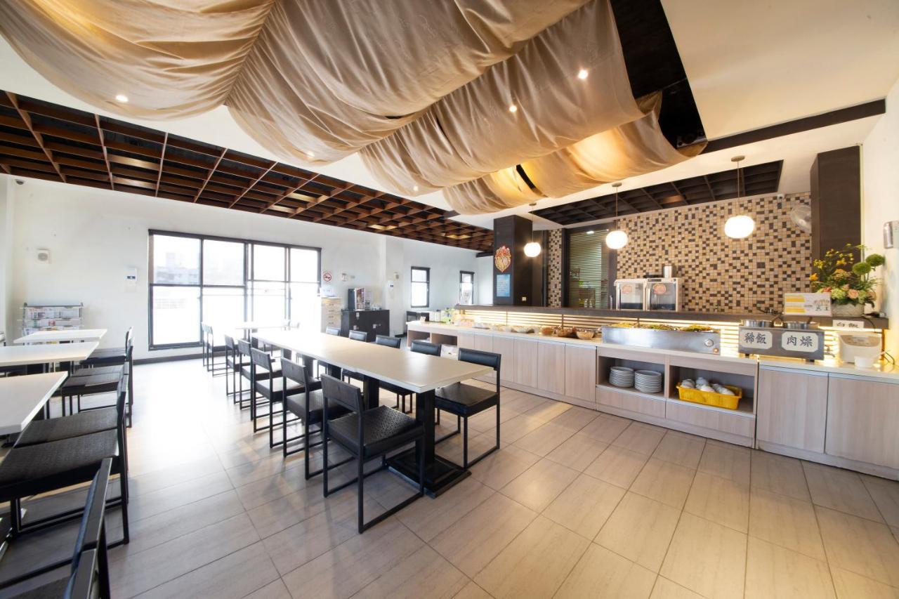 Li-Gin Motel Chiayi Eksteriør billede