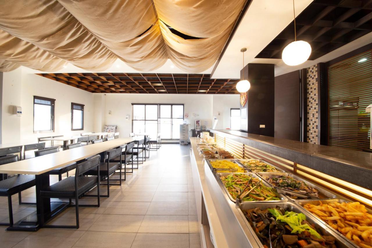 Li-Gin Motel Chiayi Eksteriør billede