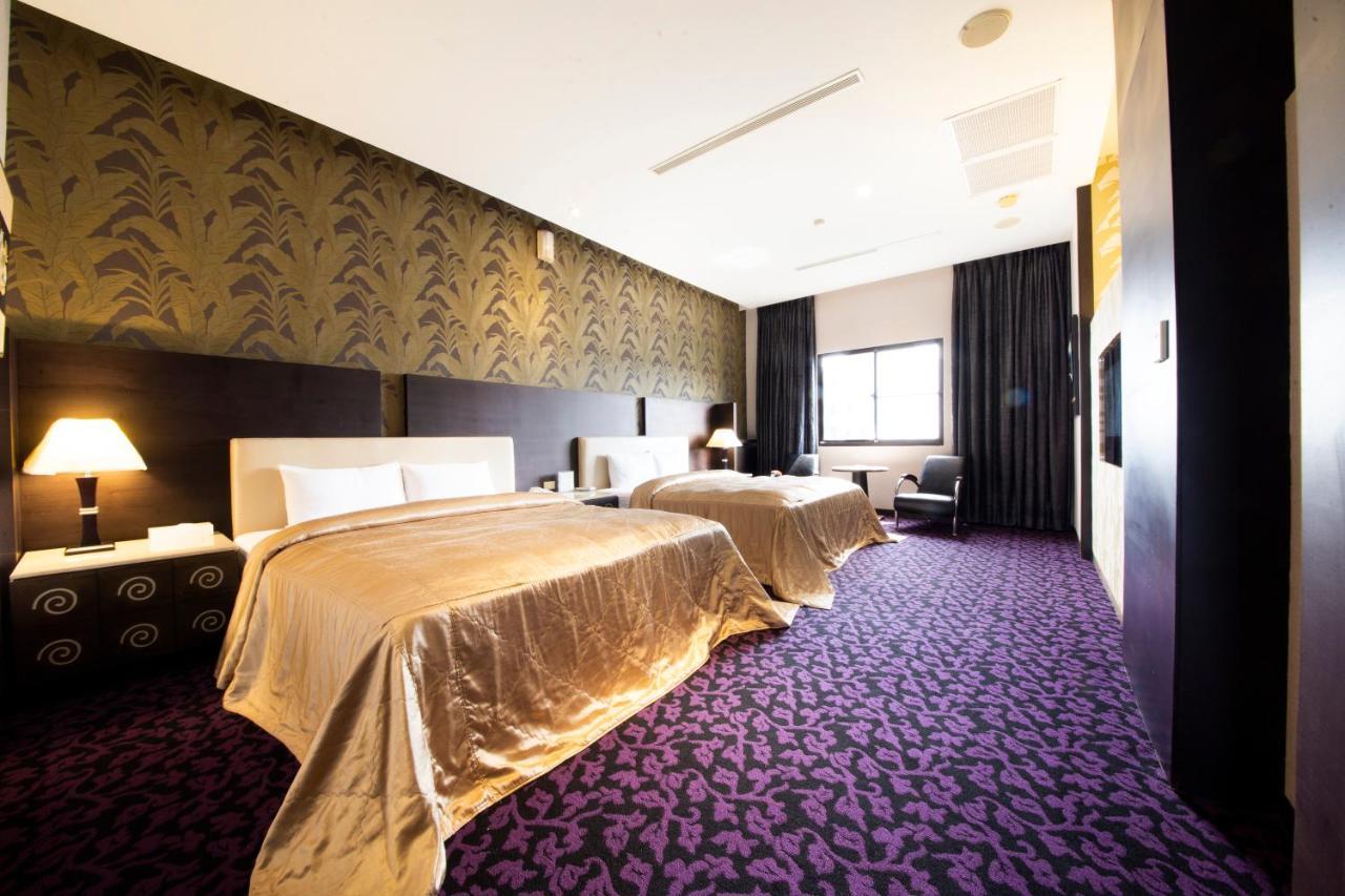 Li-Gin Motel Chiayi Eksteriør billede