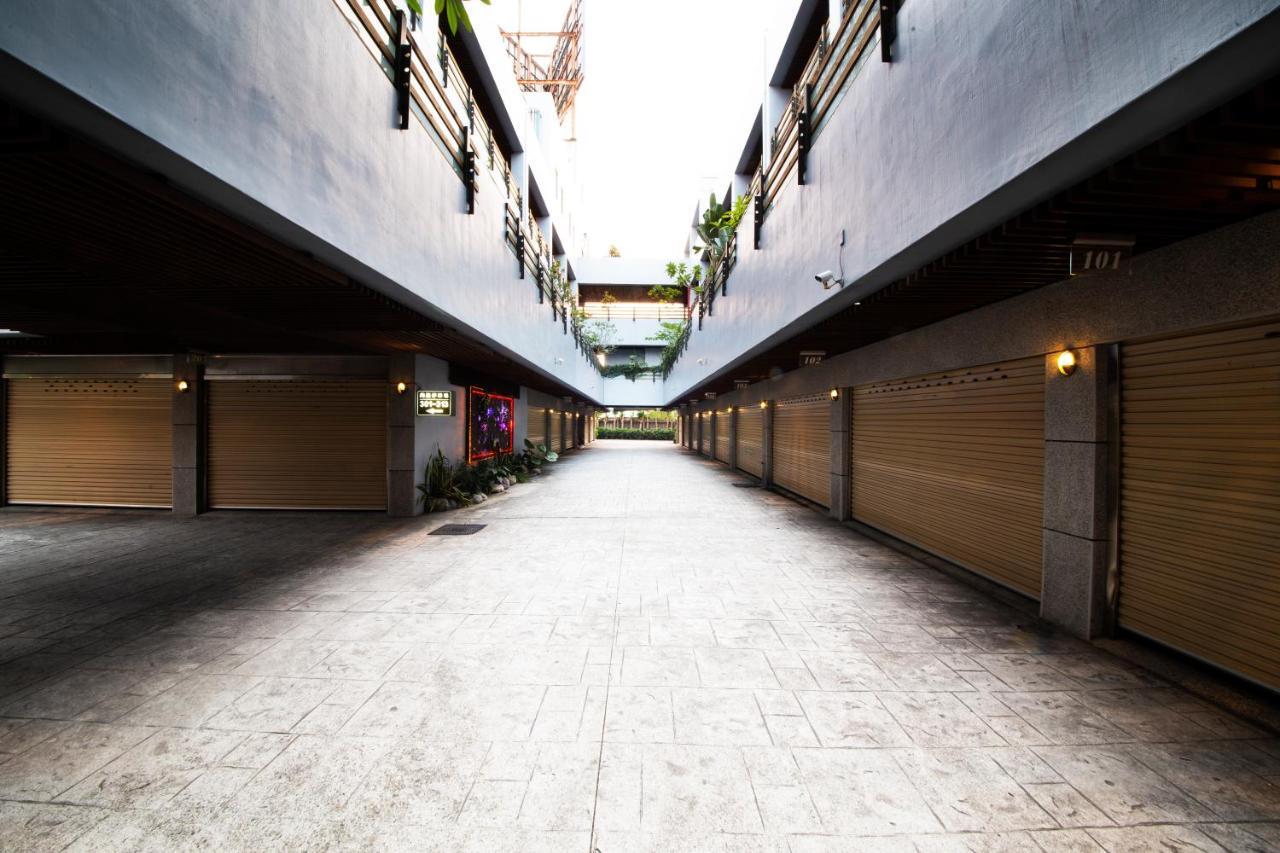 Li-Gin Motel Chiayi Eksteriør billede